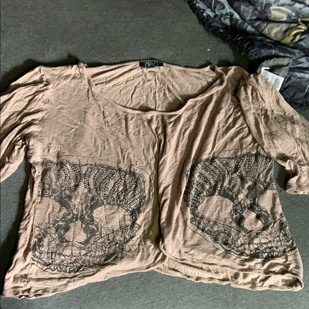 Skulls half shirt